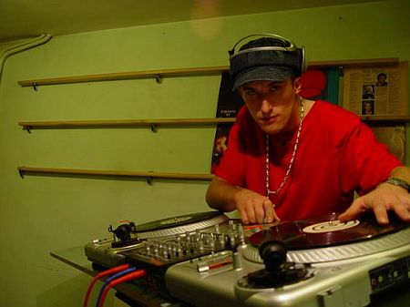 DJ FEEL-X DJ FEEL-X